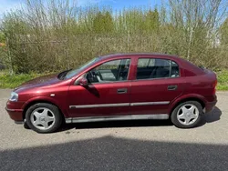 Rot Gebraucht 1999 Opel Astra Limousine | 1.400 € (Fairer Preis)