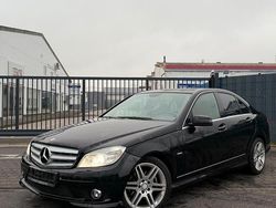 Schwarz Gebraucht 2009 Mercedes C230 Avantgarde Limousine | 3.450 € (Superpreis)