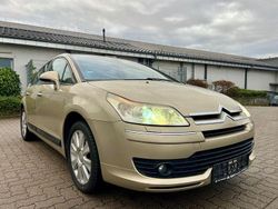 Gold Gebraucht 2006 Citroën C4 Exclusive Limousine | 5.990 €