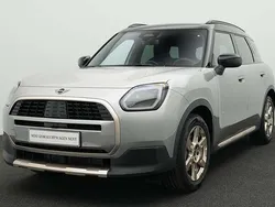 Grau Gebraucht 2024 Mini Countryman Favoured SUV | 37.134 € (Superpreis)