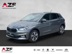 Grau Gebraucht 2023 Skoda Fabia Style Kleinwagen | 18.890 € (Guter Preis)