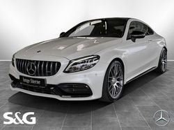 Manufaktur diamantweiß bright Gebraucht 2018 Mercedes C63 AMG AMG Coupé | 53.680 € (Fairer Preis)