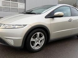 Silber Gebraucht 2007 Honda Civic Limousine | 7.600 € (Fairer Preis)