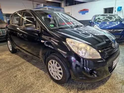 Schwarz Gebraucht 2010 Hyundai i20 Edition Limousine | 1.999 € (Etwas zu teuer)