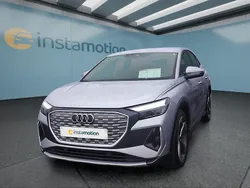 Silber Gebraucht 2022 Audi Q4 Sportback e-tron SUV | 31.399 € (Fairer Preis)