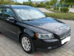 Schwarz Gebraucht 2006 Volvo V50 Kinetic Kombi | 2.890 € (Fairer Preis)