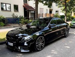 Schwarz Gebraucht 2016 Mercedes E400 Limousine | 29.999 €