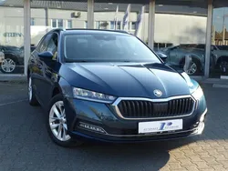 Lavablau metallic Gebraucht 2022 Skoda Octavia Style Kombi | 22.750 € (Fairer Preis)
