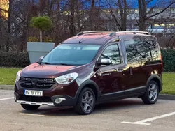 Braun Gebraucht 2018 Dacia Dokker Celebration Van | 9.600 € (Teuer)