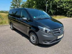 Schwarz Gebraucht 2020 Mercedes Vito Van / Kleinbus | 25.900 € (Fairer Preis)