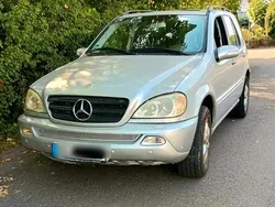 Silber Gebraucht 2002 Mercedes ML500 SUV | 3.900 € (Guter Preis)