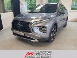 Grau Gebraucht 2022 Mitsubishi Eclipse Cross Plus SUV | 25.850 € (Fairer Preis)