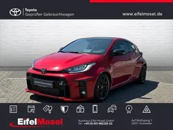 Karminarot metallic Gebraucht 2023 Toyota Yaris Basis Kleinwagen | 34.960 € (Fairer Preis)