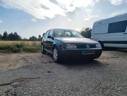 Schwarz Gebraucht 2001 VW Golf IV Limousine | 550 € (Superpreis)