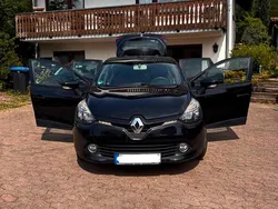 Schwarz Gebraucht 2012 Renault Clio IV Expression Limousine | 3.800 €