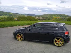 Schwarz Gebraucht 2011 VW Golf VI GTI Limousine | 13.000 €