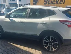 Gebraucht 2015 Nissan Qashqai Tekna SUV | 11.000 € (Fairer Preis)