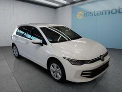 Weiß Gebraucht 2024 VW Golf VIII Kleinwagen | 23.499 € (Guter Preis)