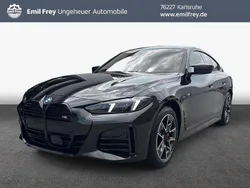 Black sapphire Neu 2025 BMW M4 Coupé | 90.440 €