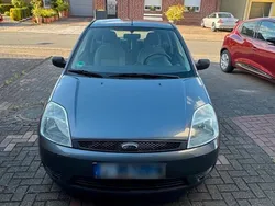 Grau Gebraucht 2004 Ford Fiesta Kleinwagen | 1.350 € (Guter Preis)