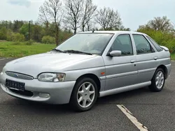 Silber Gebraucht 1995 Ford Escort Ghia Limousine | 7.900 €