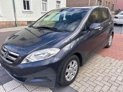 Grau Gebraucht 2006 Honda FR-V Van / Kleinbus | 2.350 € (Fairer Preis)
