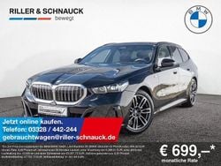 Black sapphire Gebraucht 2024 BMW 520 M Sport Kombi | 47.950 € (Guter Preis)