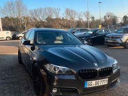 Schwarz Gebraucht 2013 BMW 530 Luxury Line Kombi | 13.500 € (Fairer Preis)
