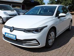 Pure white (metallic) Gebraucht 2020 VW Golf VIII Style Limousine | 21.499 € (Guter Preis)
