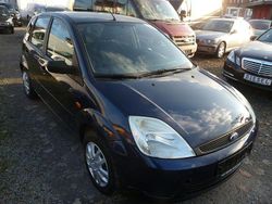 Blau Gebraucht 2005 Ford Fiesta Viva X Limousine | 2.500 € (Etwas zu teuer)