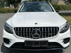 Weiß Gebraucht 2017 Mercedes GLC220 AMG line SUV | 27.800 € (Teuer)