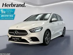 Polarweiß Gebraucht 2024 Mercedes B180 AMG line Van / Kleinbus | 32.690 € (Fairer Preis)