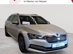 Silber Gebraucht 2021 Skoda Superb LAURIN & KLEMENT Kombi | 23.989 € (Guter Preis)
