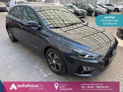 Schwarz Gebraucht 2021 Hyundai i30 Limousine | 16.170 € (Fairer Preis)