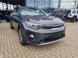 Grau Gebraucht 2020 Kia Stonic Vision SUV | 17.349 € (Etwas zu teuer)