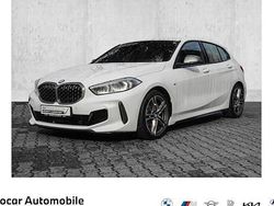Weiß Gebraucht 2022 BMW M135 M Sport Kleinwagen | 30.100 € (Guter Preis)