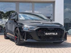 Schwarz Gebraucht 2025 Audi RS3 Sportback Sport Kleinwagen | 71.940 € (Fairer Preis)