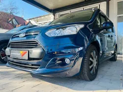 Blau Gebraucht 2017 Ford Tourneo Connect Van / Kleinbus | 14.990 € (Guter Preis)