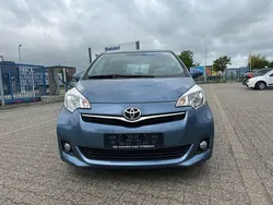 Blau Gebraucht 2013 Toyota Verso-S Comfort Van / Kleinbus | 4.600 € (Guter Preis)
