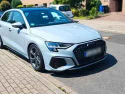 Grau Gebraucht 2021 Audi A3 Sportback e-tron S-Line Limousine | 27.400 € (Etwas zu teuer)