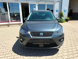 Grau Gebraucht 2020 Seat Arona Style SUV | 19.590 € (Etwas zu teuer)