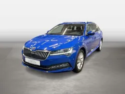 Energy blau Gebraucht 2022 Skoda Superb Style Kombi | 28.429 € (Guter Preis)
