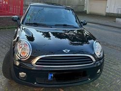 Schwarz Gebraucht 2010 Mini ONE Kleinwagen | 5.800 € (Etwas zu teuer)