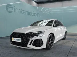 Beige Gebraucht 2024 Audi RS3 Sport Kleinwagen | 75.080 €