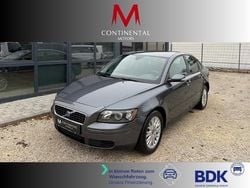 Grau Gebraucht 2004 Volvo S40 Kinetic Limousine | 3.900 € (Teuer)