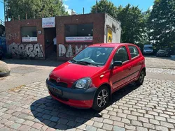 Rot Gebraucht 1999 Toyota Yaris Limousine | 1.700 € (Guter Preis)