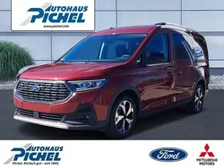 Rot(metallic) Gebraucht 2024 Ford Tourneo Connect Active Van / Kleinbus | 37.930 € (Teuer)