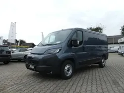 Grau Neu 2024 Citroën Jumper Van / Kleinbus | 33.480 € (Fairer Preis)