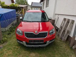 Rot Gebraucht 2015 Skoda Yeti SUV | 11.700 € (Fairer Preis)