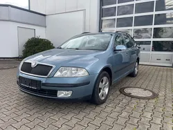 Grau Gebraucht 2008 Skoda Octavia Team Edition Kombi | 1.790 € (Guter Preis)